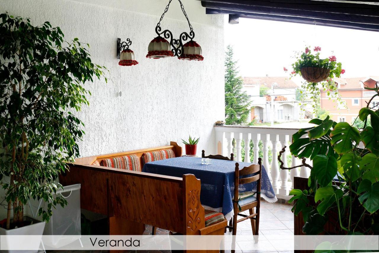 Anica Iles Apartment Viskovo Exterior photo